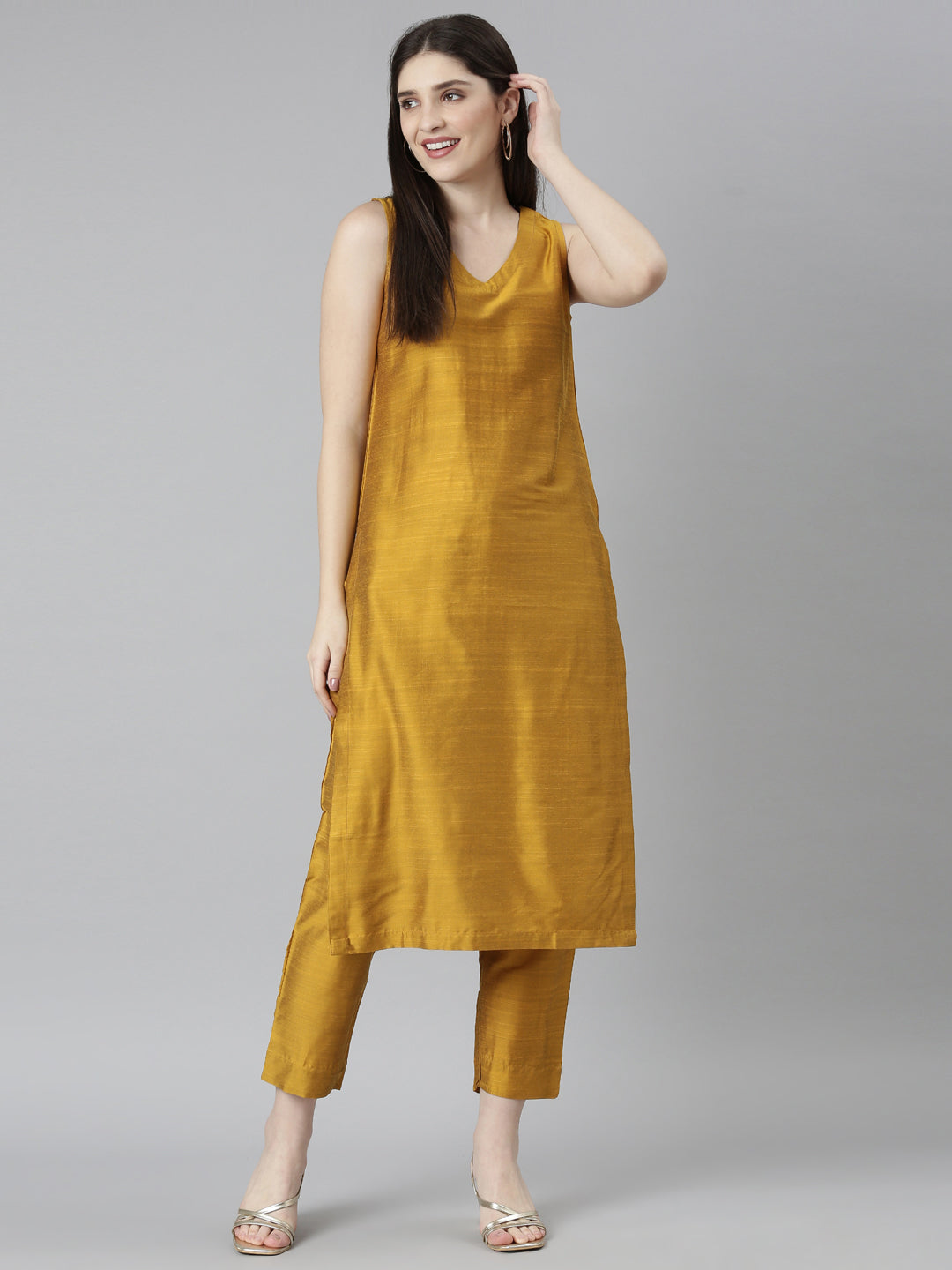 EDIRA Women Mustard Rayon Silk Textured Co-Ord set