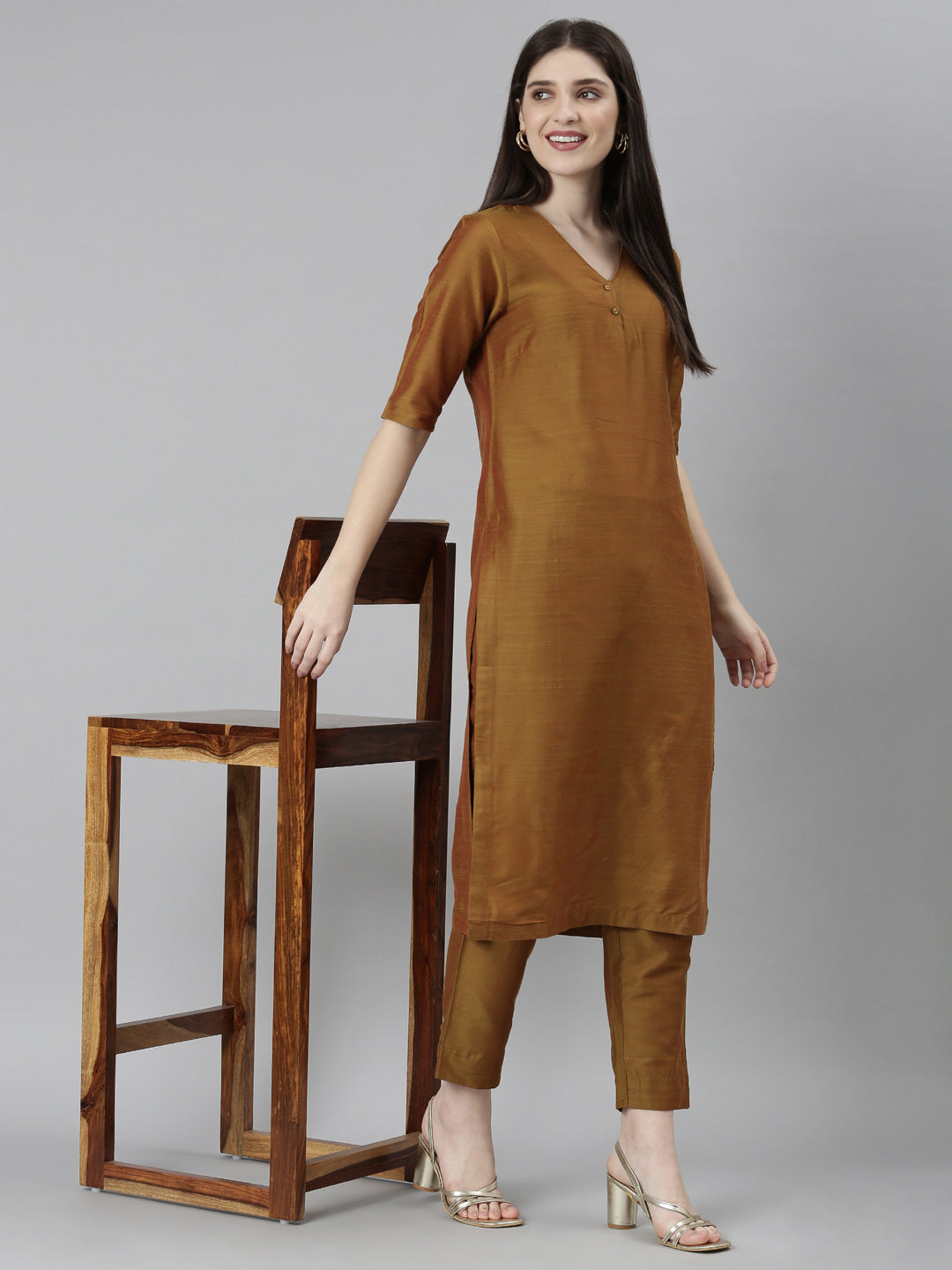 EDIRA Women Rayon Silk Kurta and Pant Set - Oscar Gold